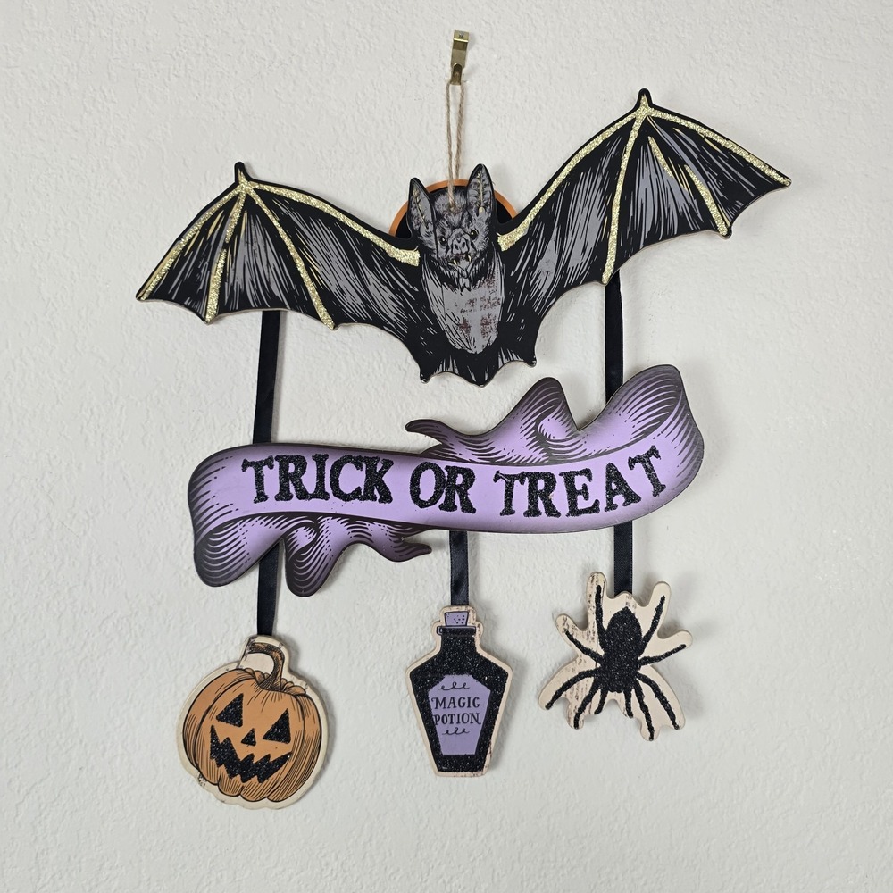 Bat wooden Haloween decor with bat, pumpkin, potion bottle and spider Spooky Fun
